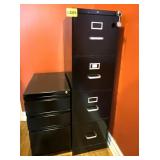 2 Metal Filing Cabinets 2 Drawer