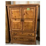 Armouire Dresser