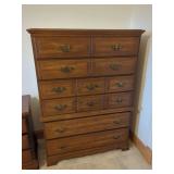 BR2- CHEST OF DRAWERS