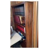 LR- WOODEN BOOK SHELF & CONTENTS