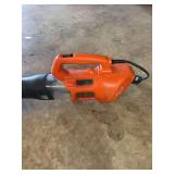 BLACK AND DECKER LEAF BLOWER