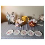 DECORATIVE FIGURINES AND COASTERS