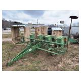 L4- JOHN DEERE 4 ROW PLANTER