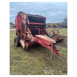 L10- MASSEY FERGUSON HAY BALER