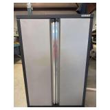 12/13 EC - METAL CABINET