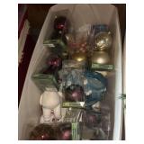 ORNAMENTS- DOOR WREATHS - ETC