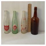 4 Vintage Collecttable Beverage Bottles U15B