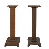 2 Wooden Slot Machine, Trade Stimulator Stands