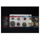 1977 U.S. Mint Set P&D