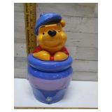 POOH COOKIE JAR - HAS A CHIGGER