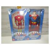 NIB JUSTICE LEAGUE FLASH & SUPERMAN