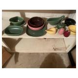 Bauer Gravy Bowl, Bowls, Platter, S/P Shakers, etc