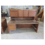 Kimball 6ft. x36in. x 29in.Desk w/65.5x18x29 Upper