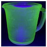 Hazel Atlas Uranium Glass Measuring Cup