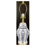 Asian Blue & White Urn Vase Lamp