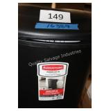 rubbermaid 13gal trashcan blk