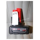 milwaukee 12v battery pack (display)