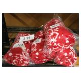 4-red snowflake fleece blankets