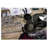 pan/lids organizer with asst pots and pans (used)