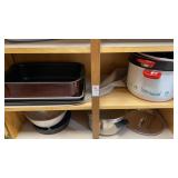 Shelf lot, baking trays, T-Fal roaster and pasta