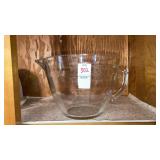 Anchor-Hocking 2 quart glass measure cup