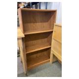 Four shelf wooden bookcase 44 ï¿½  tall 24 ï¿½ wide