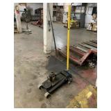 CRAFTSMAN BOTTLE JACK & NAPA FLOOR JACK