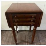 Early 20th Century Federal Sheraton Style 3 Drawer