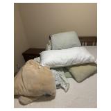 Pillows, quilts, sheets Queen size