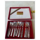 Box set of horderve forks & spoons