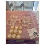 Lot of vintage tablecloth & doilies