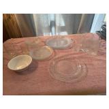 Glass dishes & glasses