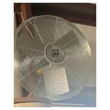 24ï¿½ Electric Fan, like New