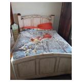 Queen bed with head and foot board no bedding