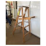 4ï¿½ Werner wooden step ladder