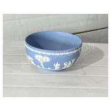 Wedgewood bowl - 4" h x 8"