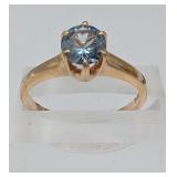 14K Gold Ring w/Aquamarine Stone