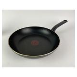 T-Fal 10" Skillet Pan