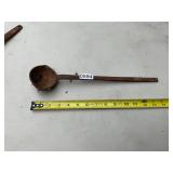 Cast iron ladle ï¿½ sizes in picture