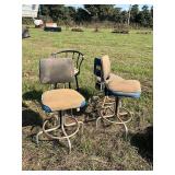 4 barstools- pretty good just needs cleaned