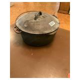 Wagner Ware Sidney 0 cast iron pot and lid