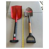 2 small  aluminum shovels