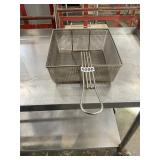 Deep fryer basket