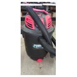 Shop Vac 14Gal 6hp Wet/Dry Shop Vac. Plugged in &