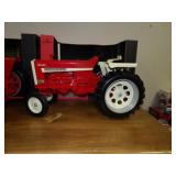 Toy Auction  - 715 tractors, 115 Equipment - Sat, Dec 28