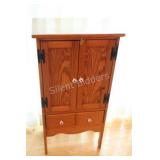 Pine Petite Cupboard Petite Cabinet w Drawer