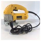 DeWalt DW317 VS Orbital Jig Saw. Electric. Works