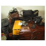 VINTAGE CAMERAS & CAMCORDERS