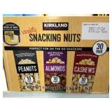 SNACKING NUTS