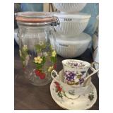 Jar and tea cups